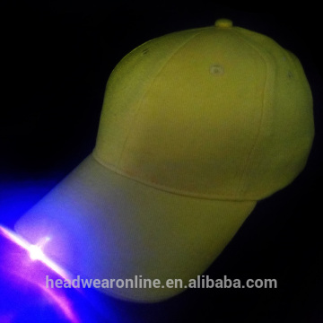 customized cheap blank 6 panel baseball caps with led light
