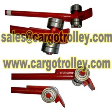 Lifting pinch bar with long handle