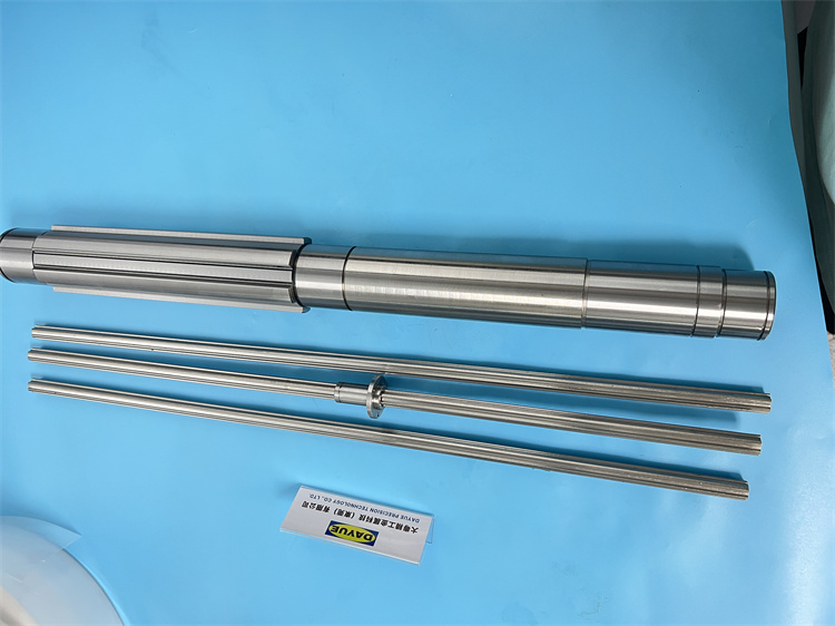 Customised precision large spline shafts