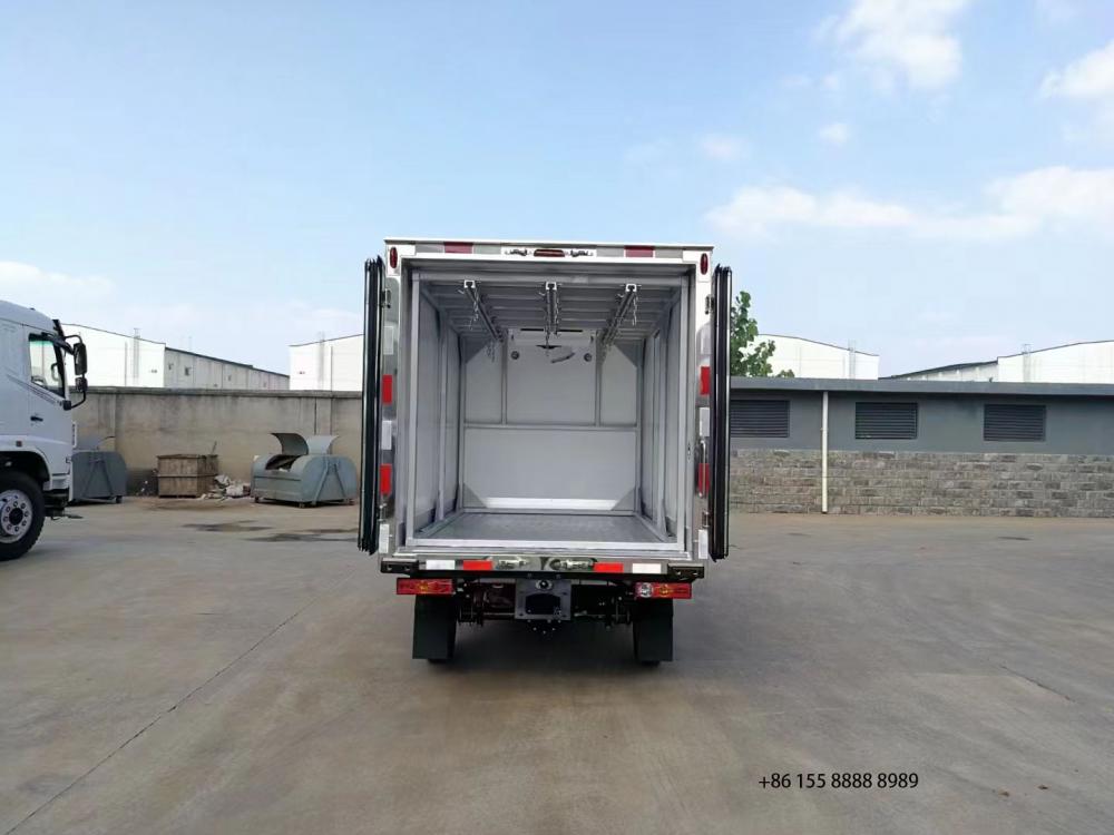 Foton Meat Hook Refrigeration Truck 8 Jpg