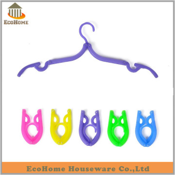 New pp plastic folding hanger