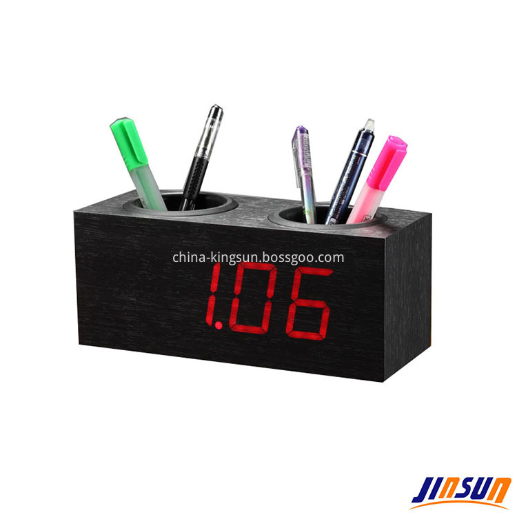 Penholder Clock 502 11