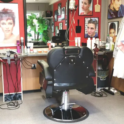 Barber Chairs and Beauty Equipment - Cheap Salon Chairs and Hairdressing Supplies