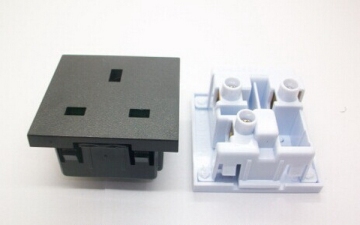 High quality new arrival power on off control uk wifi plug socket