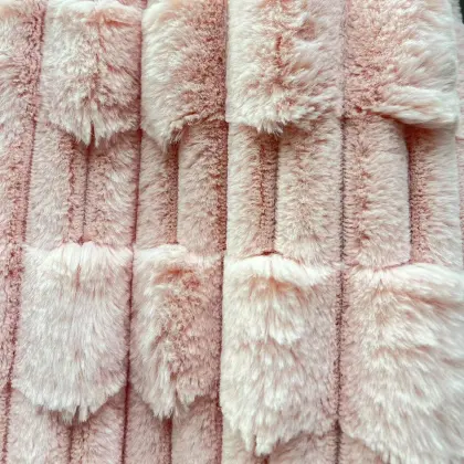 rabbit fur, imitation rabbit fur, faux/fake/synthetic rabbit fur
