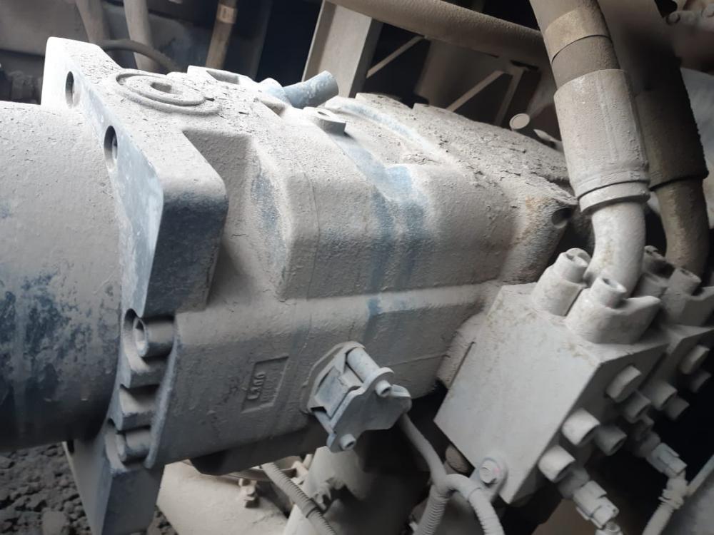 Dx800 Hydraulic Pump 3 Png