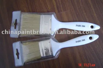 Plastic paint brush