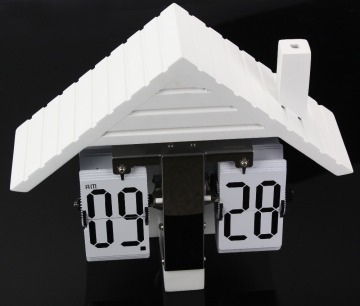 Factory Price 100% Handmade Mktime wooden house flip clock