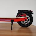 Scooter eléctrico de tablero de arce rojo personalizado