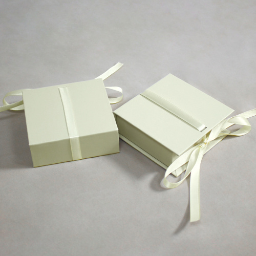 Premium Magnetic Closure Jewelry Box Custom Designs Logo