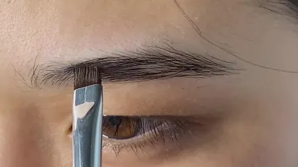 Private Label Eyebrow Enhancers: Makeup, Gel, and Pomade Options