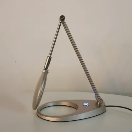 OEM Factory LED Desk Lamp for Eye Protection, Suitable for Children