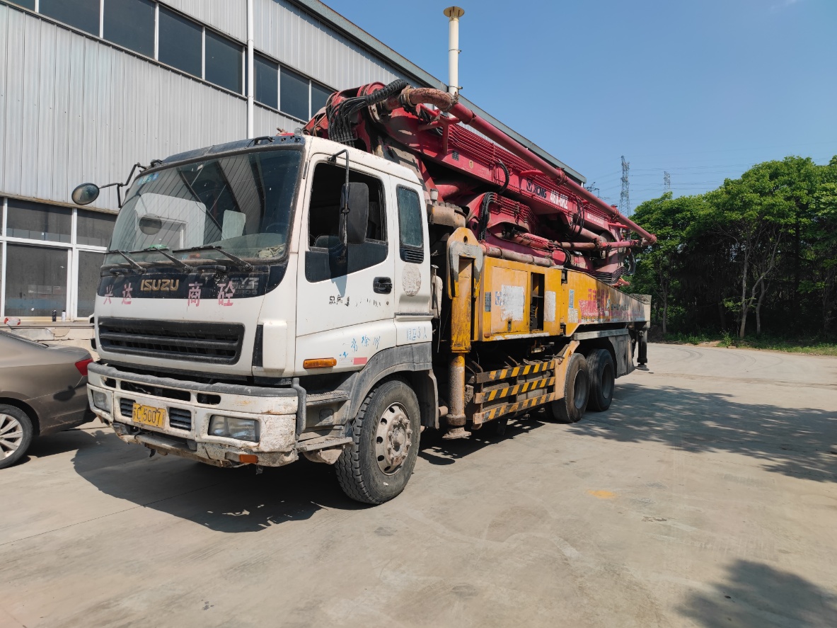 XCMG Isuzu 46-meter HB46K Concrete Pump Truck