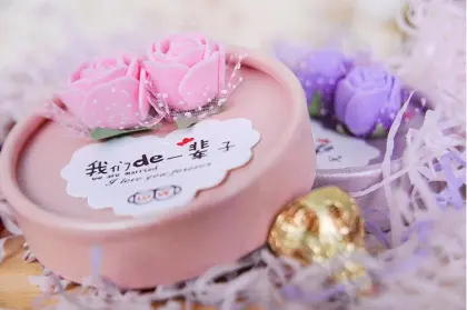 Round wedding candy box free samples