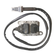 Mercedes Benz 12V NOX Sensor A0009058011 A3C01057500-01