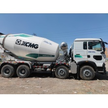 XCMG 14 Cubic HOWO Concrete Mixer Truck