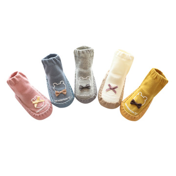 Chaussettes pour tout-petits en coton souple antidérapant de haute qualité de haute qualité