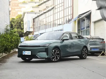 2025 Geely Yinhe Galaxy L6 Hybrid Super Car Specifications