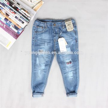 AZ57 In the spring of 2016 new hole patch personality small boys wear jeans