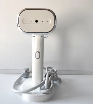 High-capacity powerful steam, efficient ironing, household garment steamer.