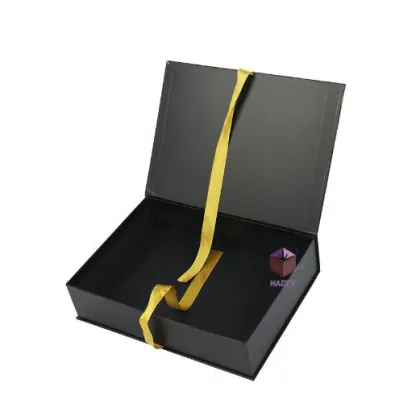 Matte Black Hair Extension Cardboard Gift Box