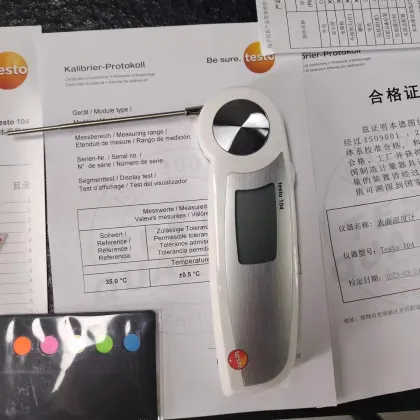Testo 104 Waterproof Folding Food Thermometer