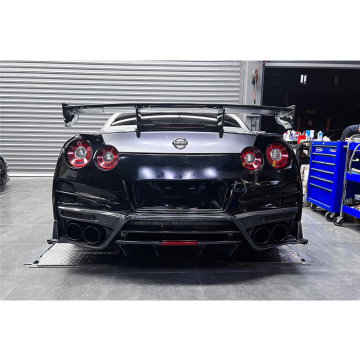 Carbonado TS Style PCF Heckstoßstange für GTR R35