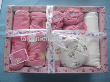 Wholesale Lovely Newborn Baby Clothing Gift Set