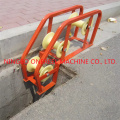 Edge Mount Manhole Lead in Cable Roller