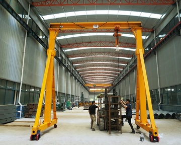 Customizable Single Girder Remote Control Gantry Crane - 1t to 5t Lifting Capacity