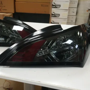 LED Rear Light for Hyundai Genesis Coupe 2009-2011 - Red SN