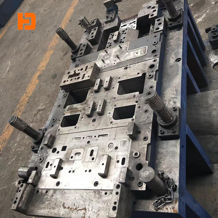 custom precison die mould