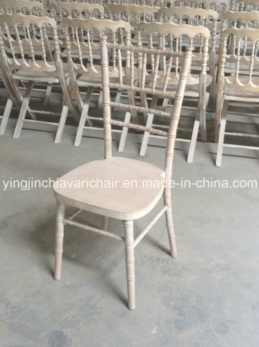 UK Style billigt pris trä slamfärg Chiavari stol