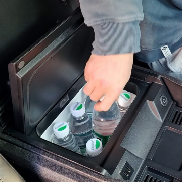 12V Mini Freezer Portable Cooler Box 8L Car Refrigerator