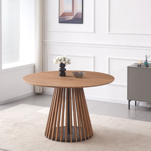 Poly and Bark inspirada en la mesa de comedor Round MDF