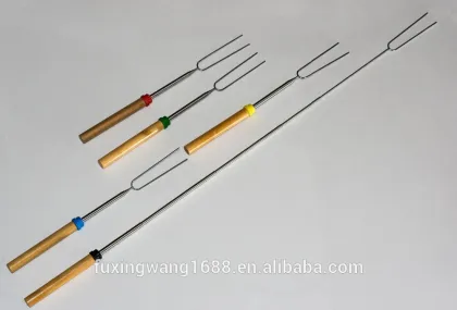 Marshmallow Roasting Sticks Telescopic BBQ Fork for Sausages, Campfire