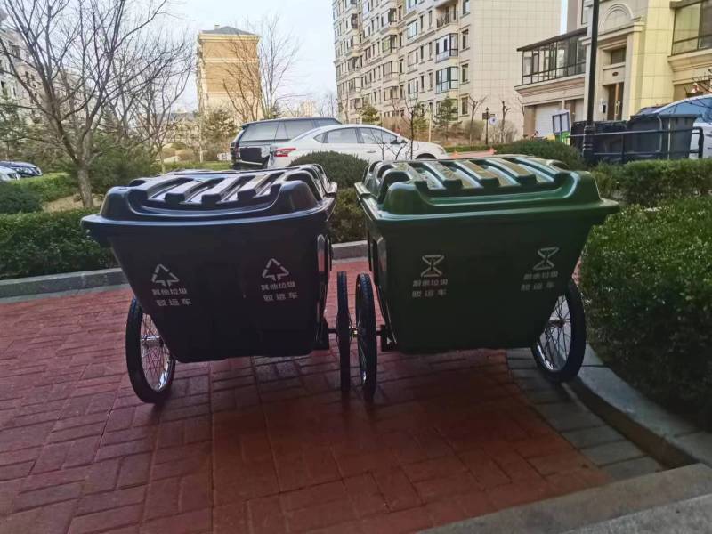 400L-500L Four-Wheeled Mobile Cleaning Vehicle