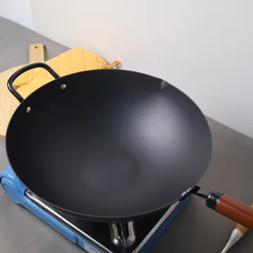 Rust protection nitriding wok high temperature resistance Flat Bottom Chinese traditional Wooden Handle Carbon Steel Wok