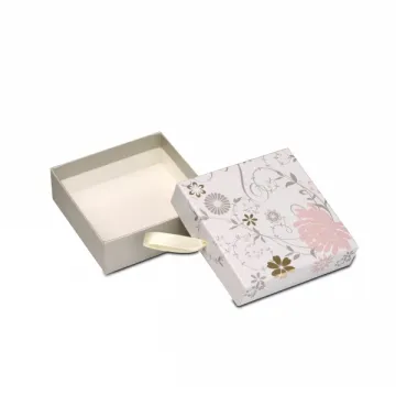 Small Cute Box With Handles