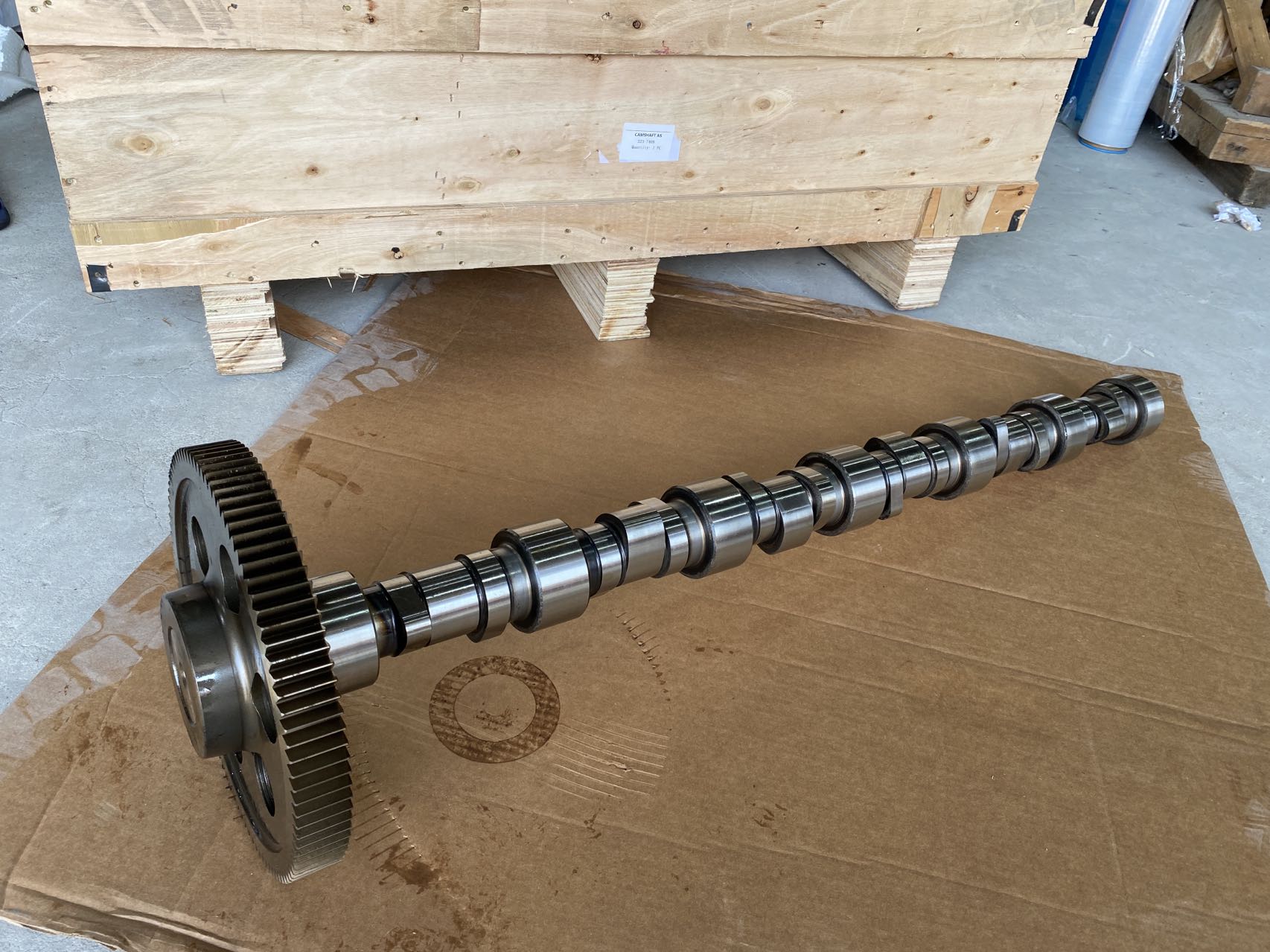 2237468 Camshaft