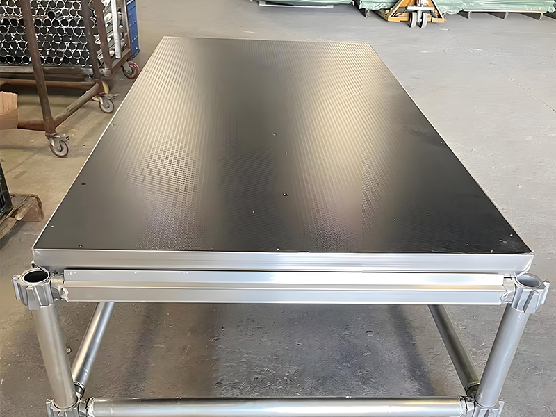 Aluminum Alloy Plug in Stage 