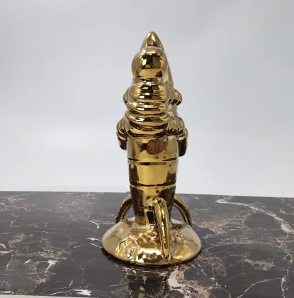 2023 Modern Ceramic Rocket & Astronaut Statue - Golden Personalized Home Decor