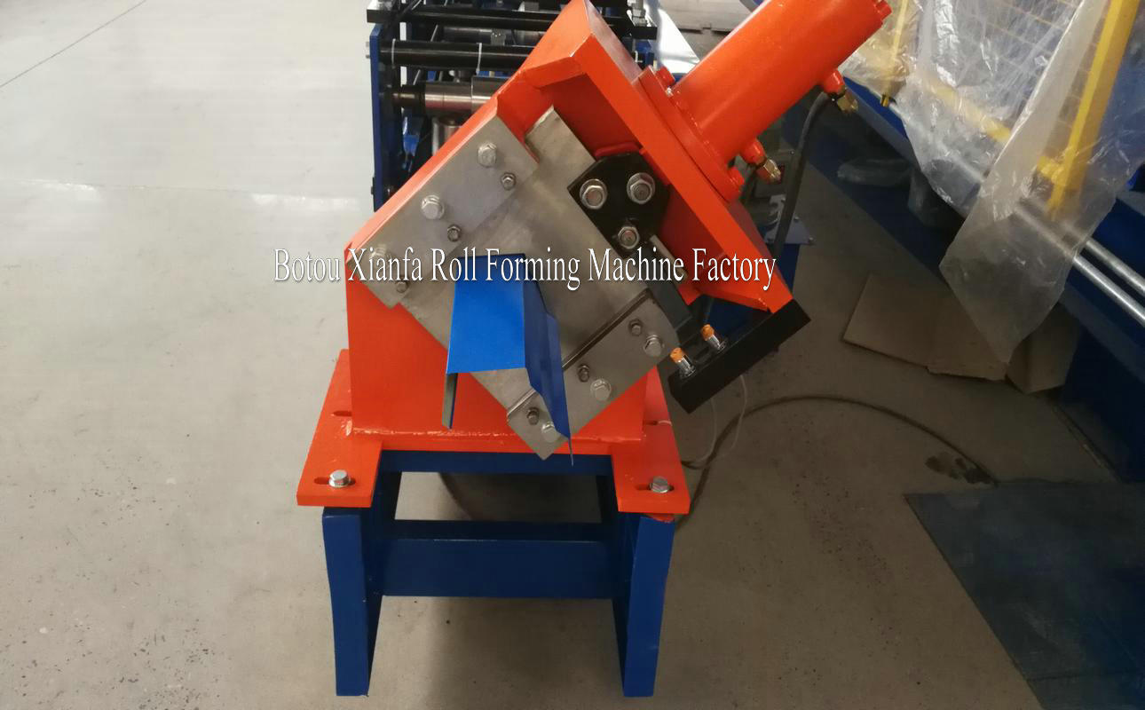 square gutter making machine