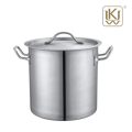 Stainless steel soup pot with composite bottom