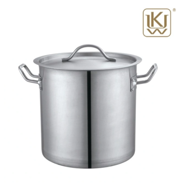 Stainless steel soup pot with composite bottom