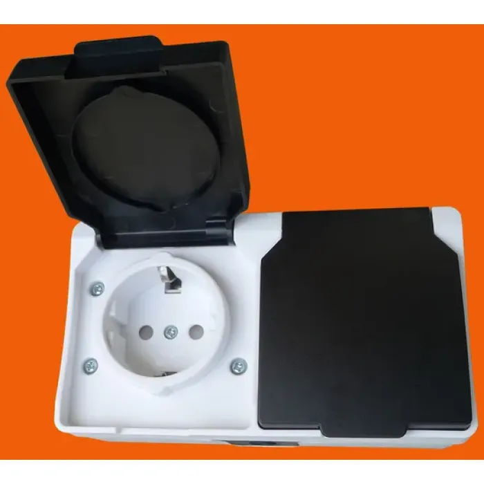 Stopkontak Schuko IP54 dengan Grounding 250V