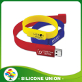 Venta al por mayor personalizada de silicona 1-64GB pulsera USB