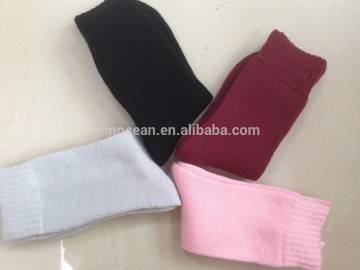 2015 good quality and simple design for home and floor men& women terry socks