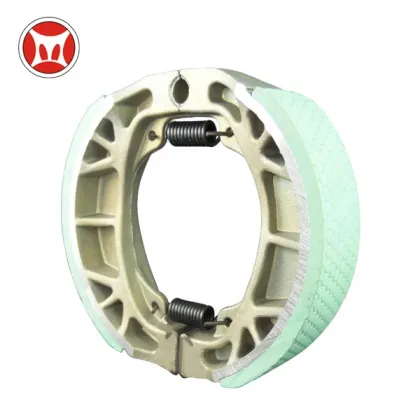 India/Pakistan Motorcycle Brake Shoe CD70 With Green Lining