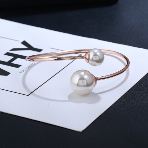 Popular fashion Copper cuff Bracelet Gift New Personalized simple pearl bracelets